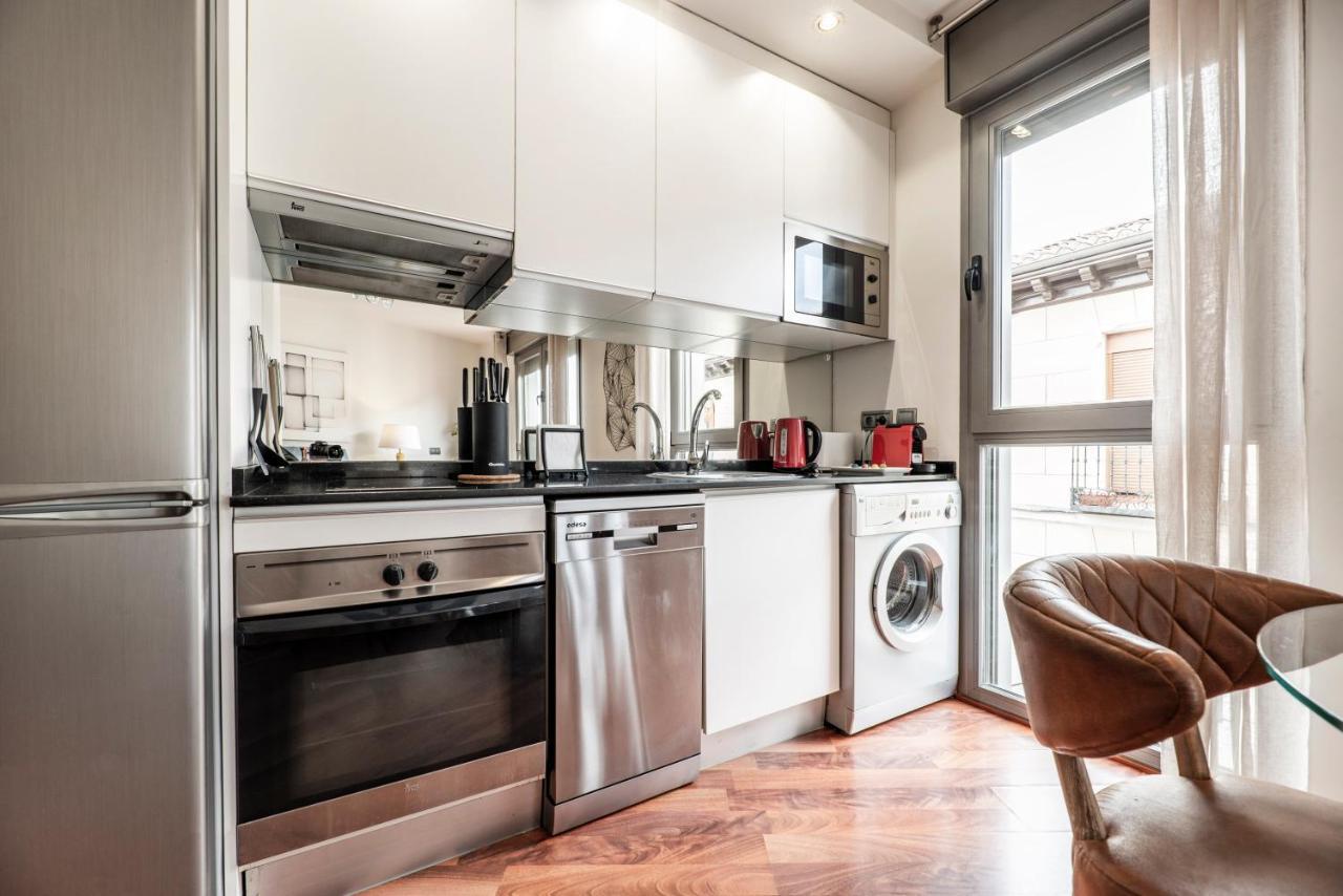 Luxury Apartments In Barrio Palacio Madrid Extérieur photo