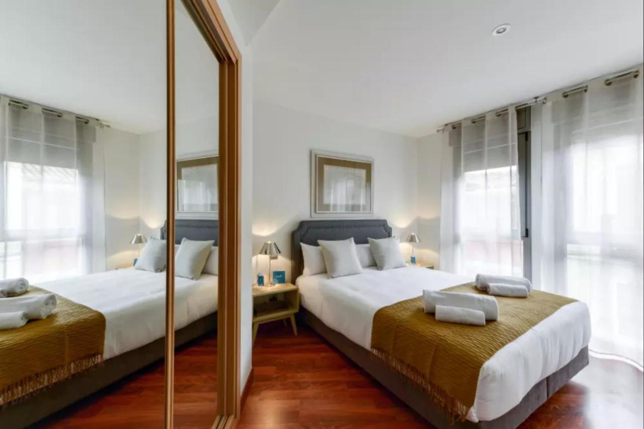 Luxury Apartments In Barrio Palacio Madrid Extérieur photo