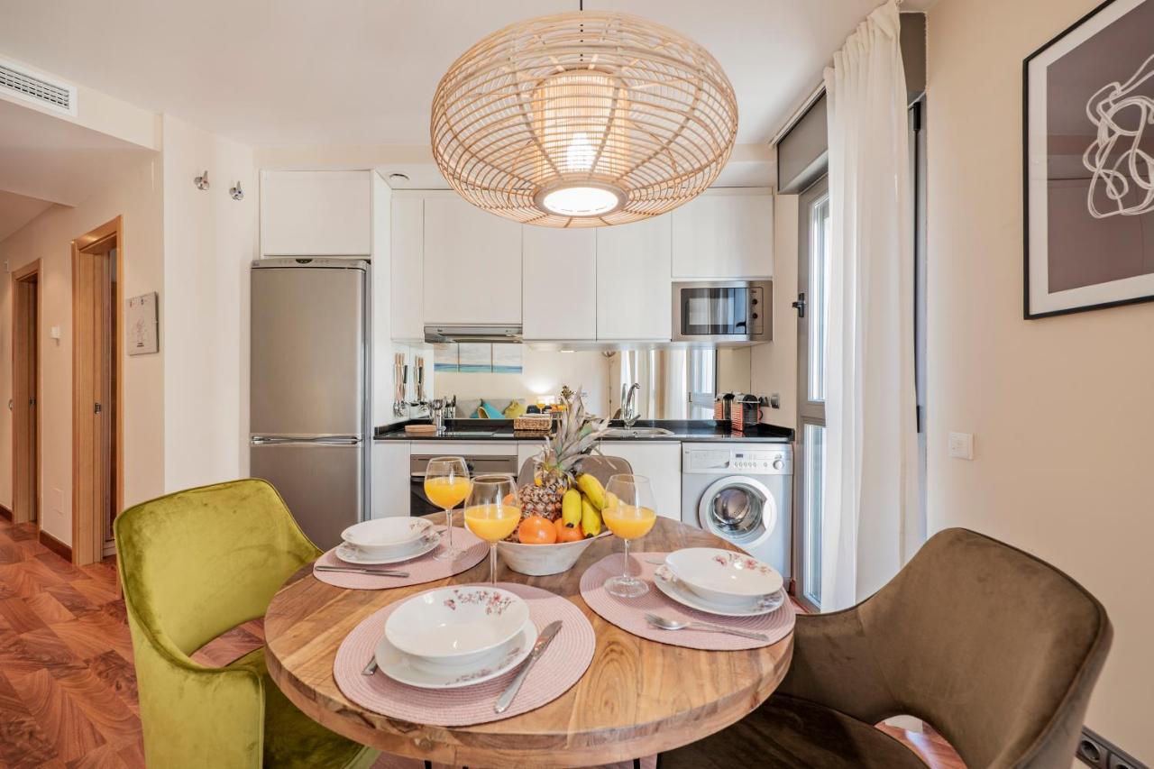 Luxury Apartments In Barrio Palacio Madrid Extérieur photo