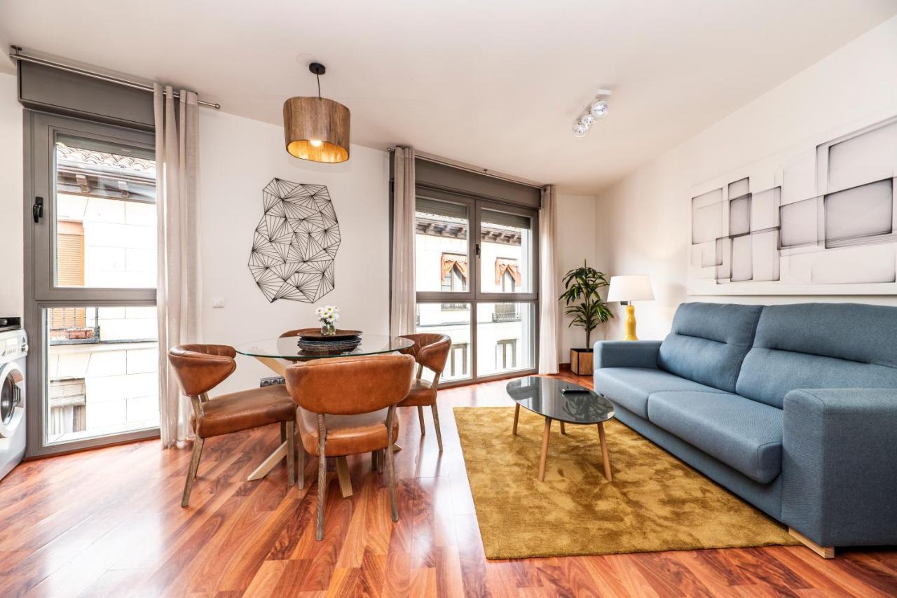 Luxury Apartments In Barrio Palacio Madrid Extérieur photo