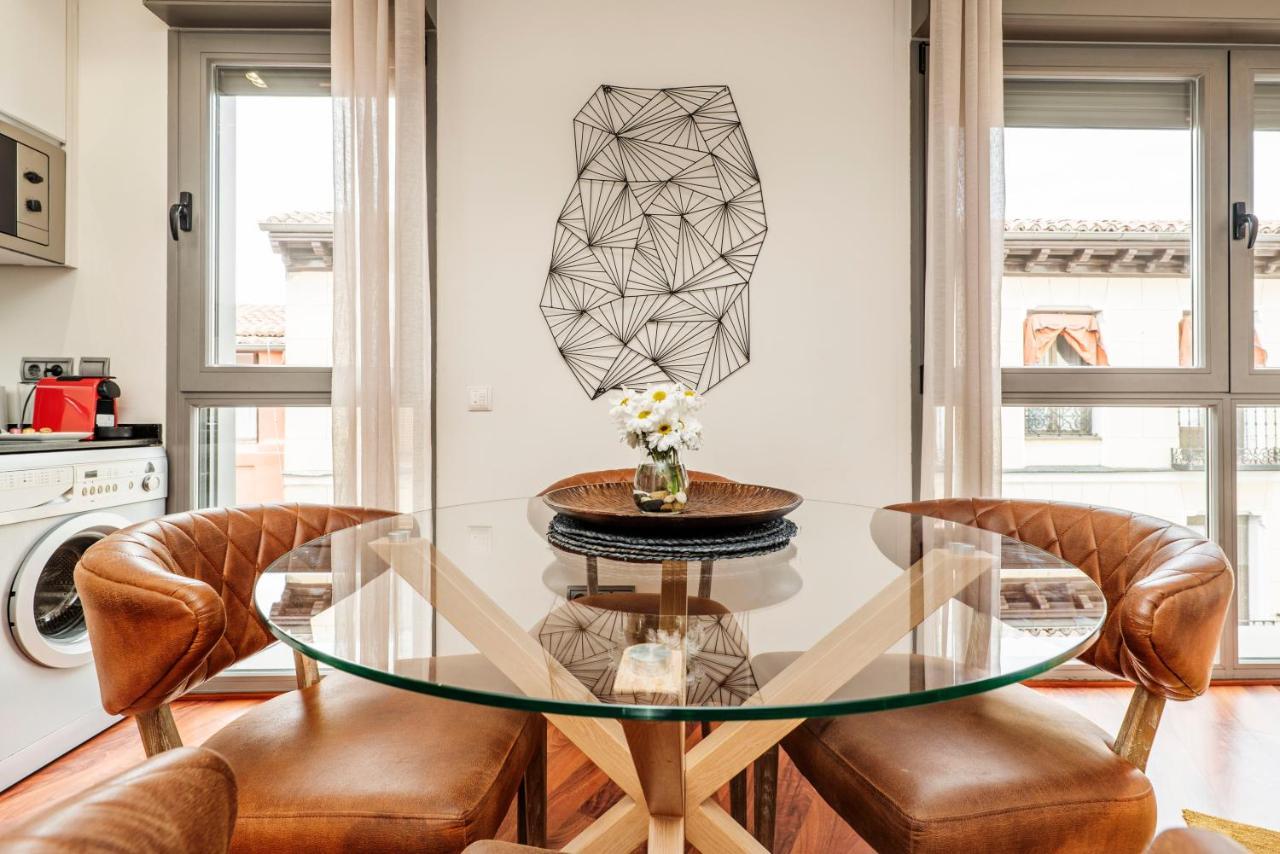 Luxury Apartments In Barrio Palacio Madrid Extérieur photo