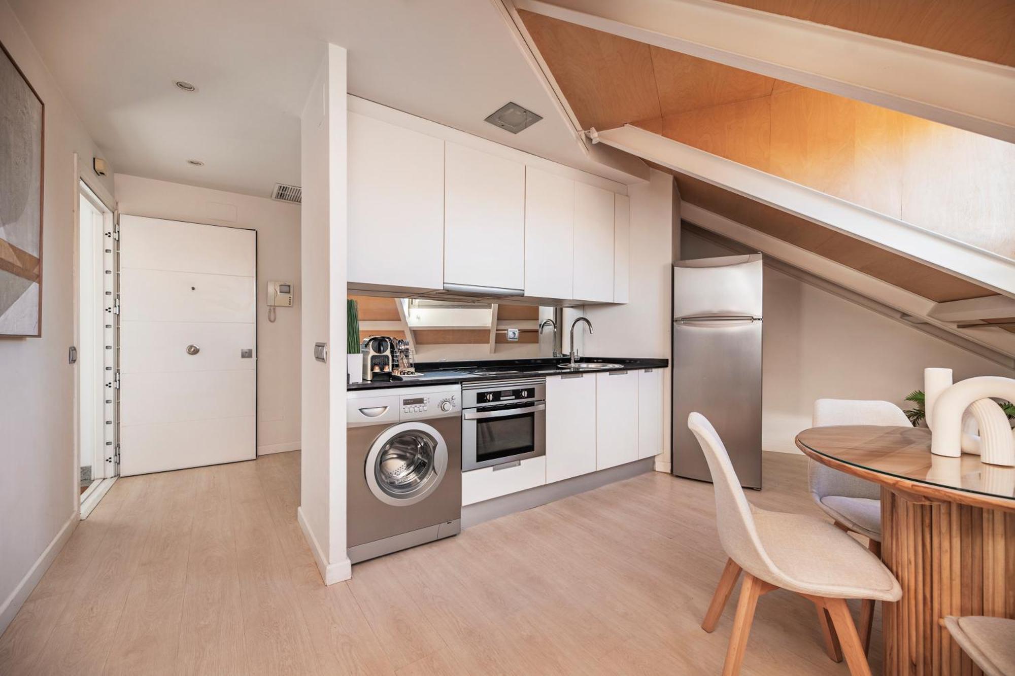 Luxury Apartments In Barrio Palacio Madrid Extérieur photo