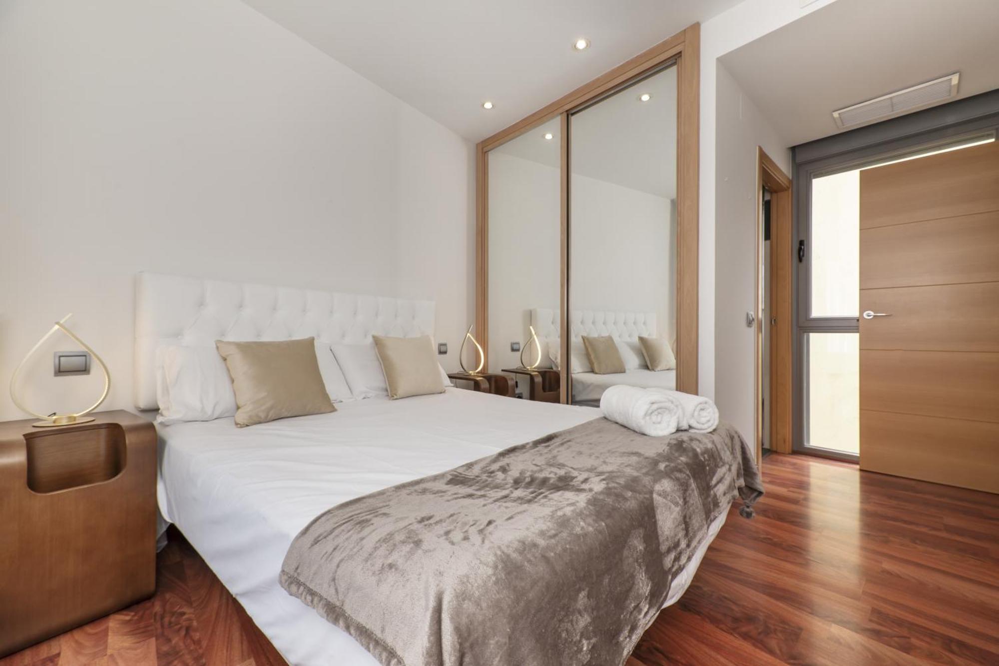 Luxury Apartments In Barrio Palacio Madrid Extérieur photo