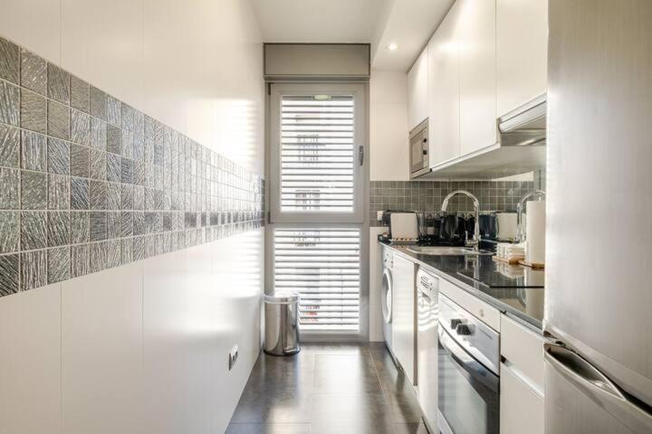 Luxury Apartments In Barrio Palacio Madrid Extérieur photo